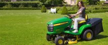 web_john-deere-x300r-lawn-tractor